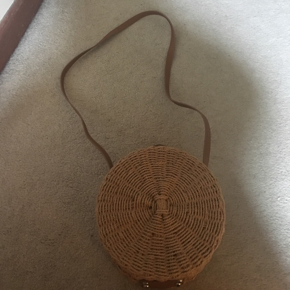 Circle cross body!